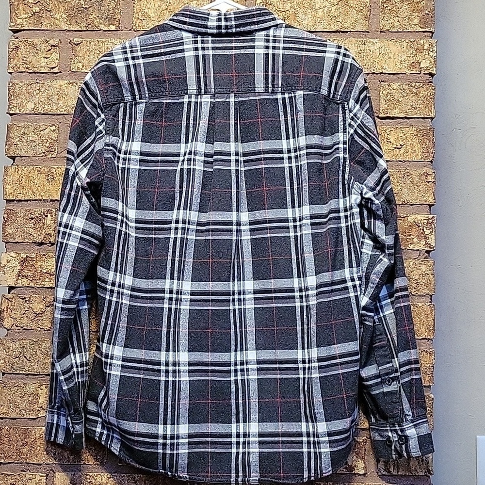 Eddie Bauer Plaid Long Sleeve Cotton Button Down Size Medium - Picture 9 of 10